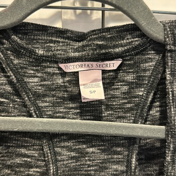 Victoria Secret Pre loved Pijamas Pant Set with Pocket and racer back Top. - Picture 2 of 9